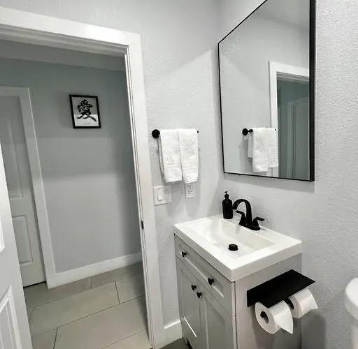 Affordable Modern Near Airport! Private Az * Phoenix