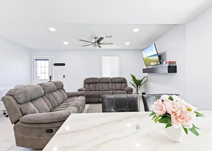 Ferienhaus Affordable Modern Near Airport! Private Az Phoenix