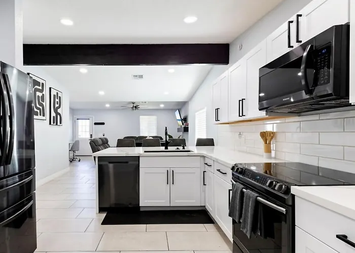 Affordable Modern Near Airport! Private Az Phoenix