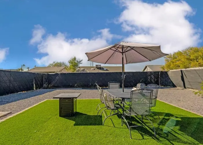 Affordable Modern Near Airport! Private Az