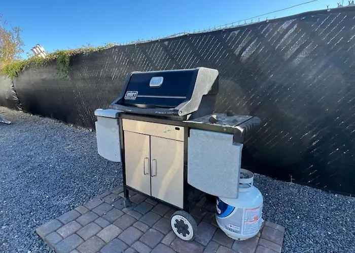 Affordable Modern Near Airport! Private Az Ferienhaus